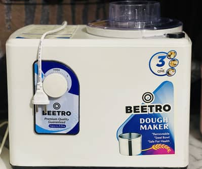 10/10 Rarely used dough maker, Ataa ghonday wali machine