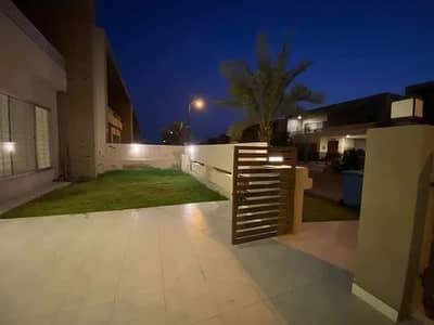 500sq yd 5 Bedrooms Luxury Villa is Available FOR RENT. 6km from Entrance of BTK. 5 Bed DDL 2 Kitchens
