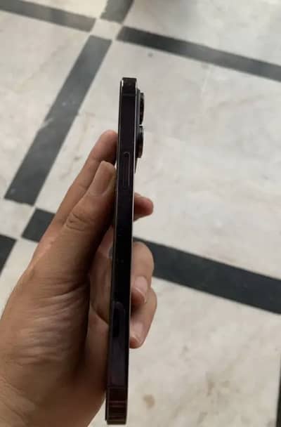 iPhone 14 Pro Max HK model