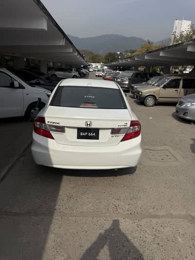 Honda civic 2013 full option if