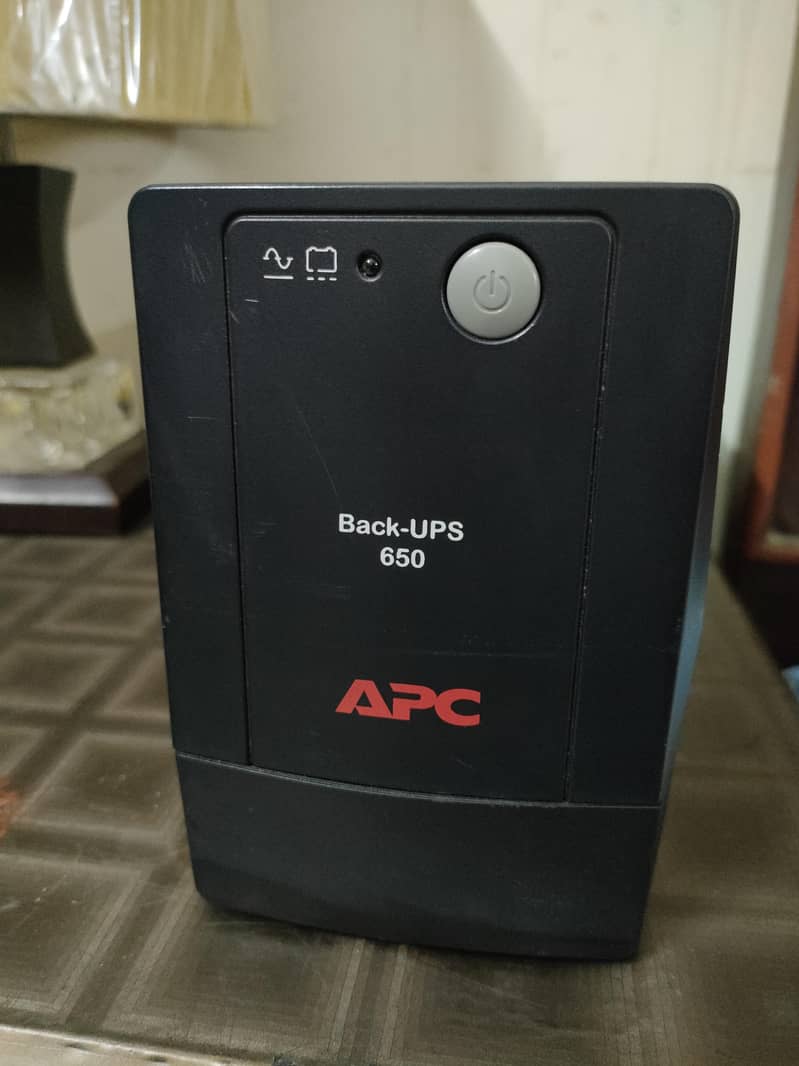 APC smart Ups 650 0