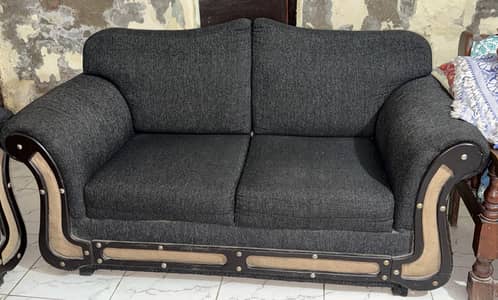 Six seater Sofa on Sell in good condion