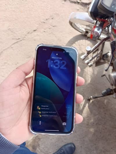 iphone 13 non pta water Peck saaf condition he urgent sale krna he