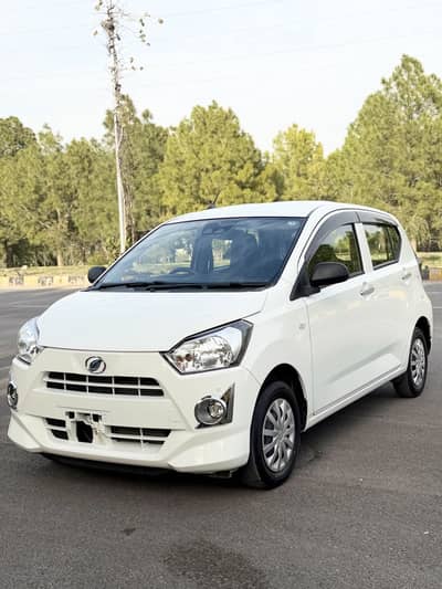 White Mira 2022 model fresh import