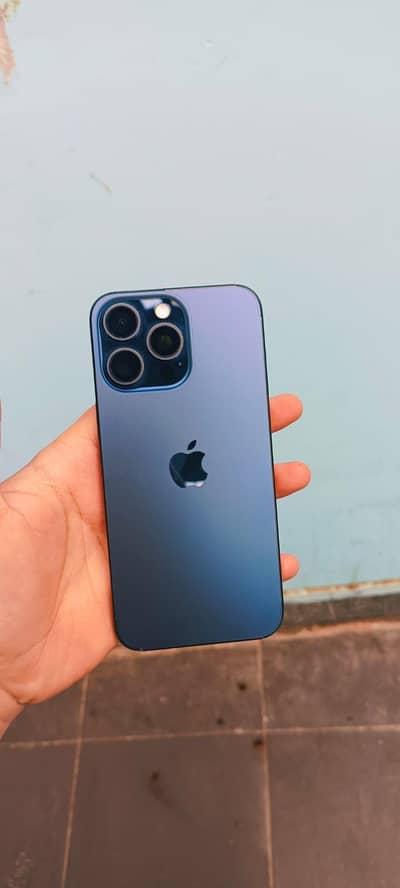 iphone 15 pro max with complete box