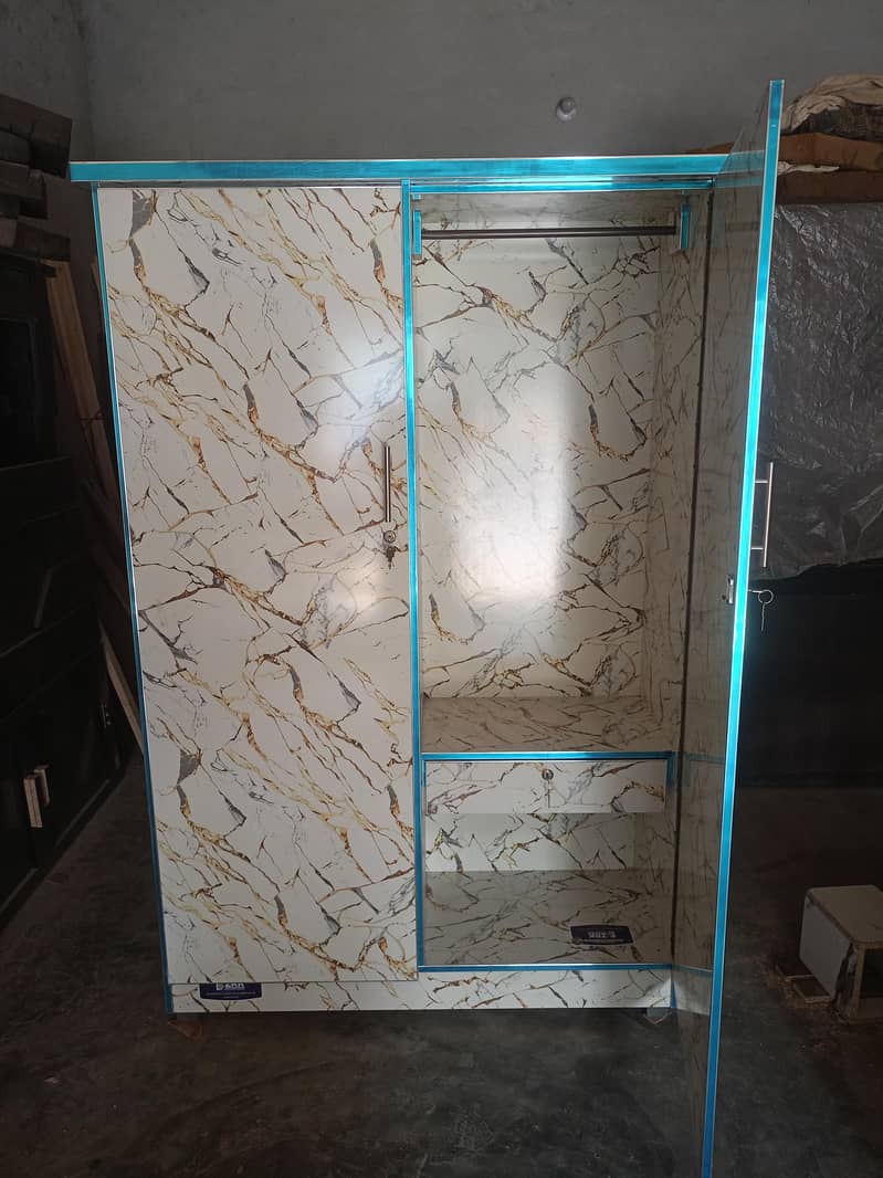 نیو سوٹنگ الماری فار سیل 3