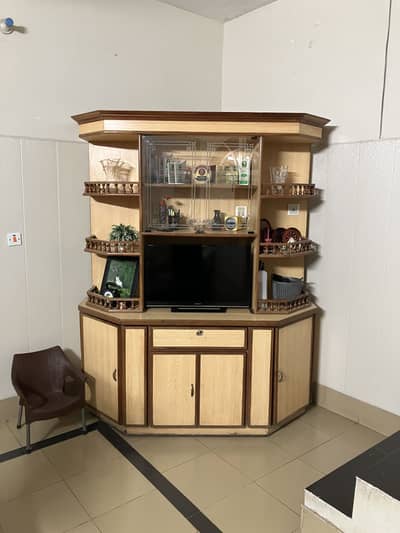 Wooden showcase rack