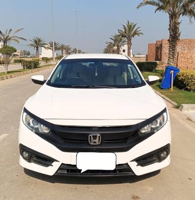 Honda Civic X hardtop version for sale in lush condition
