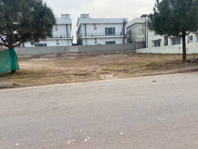 Prime Location Plot Is Available Approach Is Very Near To Main Entrance Solid Land And A Proper Heighted View