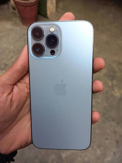 iphone 13 pro max  condition 10\9