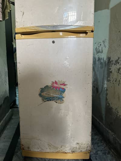 Dawlance frige for sale