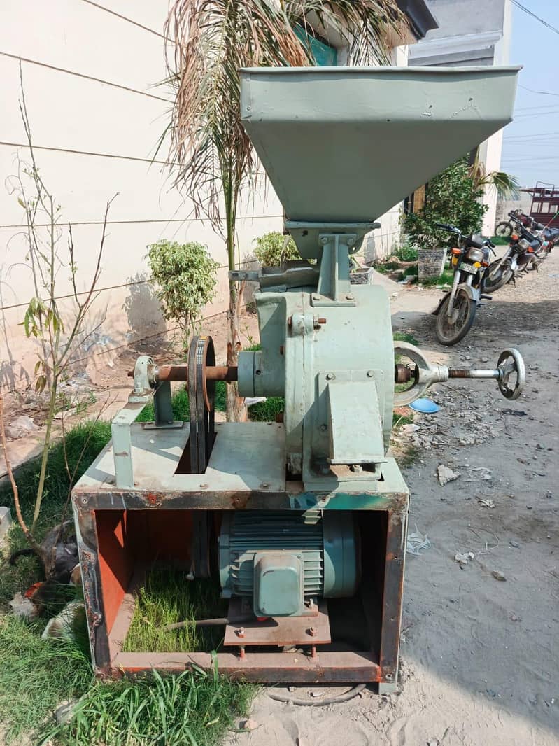 Atta chakki machine 1