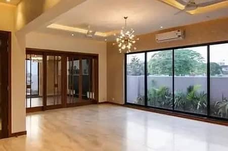 1 Kanal Like Brand New Upper Portion For Rent In DHA Phase 7 - Separate Entrance