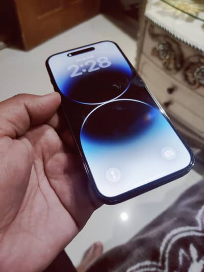 Betty health 82%  dual  sim E sim