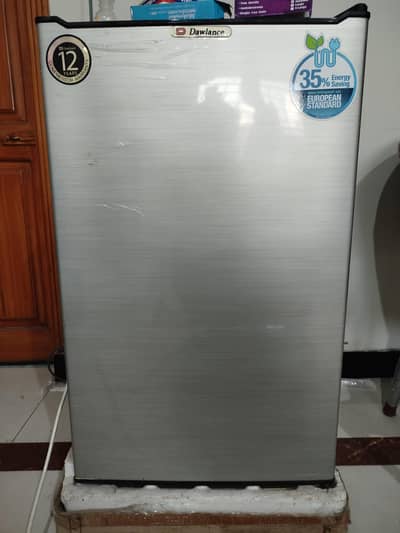 Mini Refrigerator,Frigh Like az new