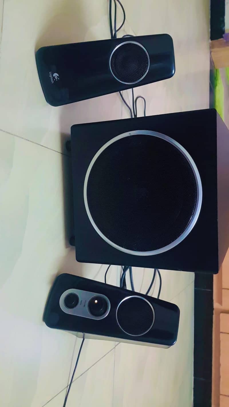 Logitech Subwoofer 0