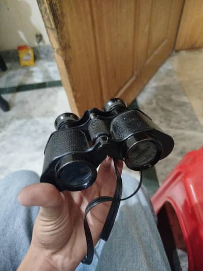 binoculars