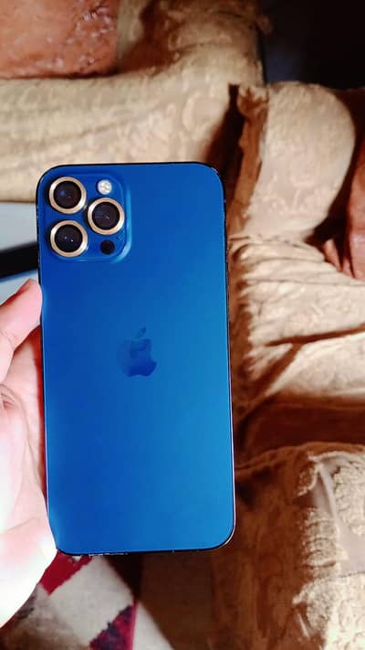 I phone 12 pro max,256 GB ,10/10 condition import from dubai