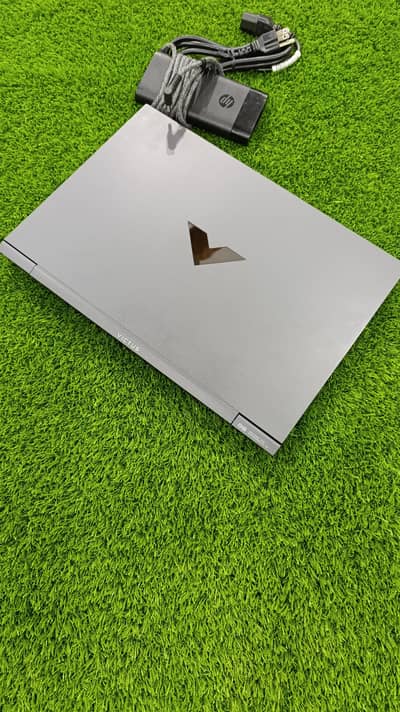 HP Victus Gaming 16, Ryzen 5, Nvidia RTX 3050 4GB, 16GB RAM,1 TB SSD
