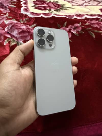 Iphone 15promax non pta 256gb 10/10 4 month sim time available