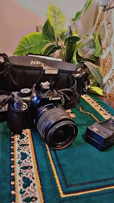 canon DSLR videography & photography both