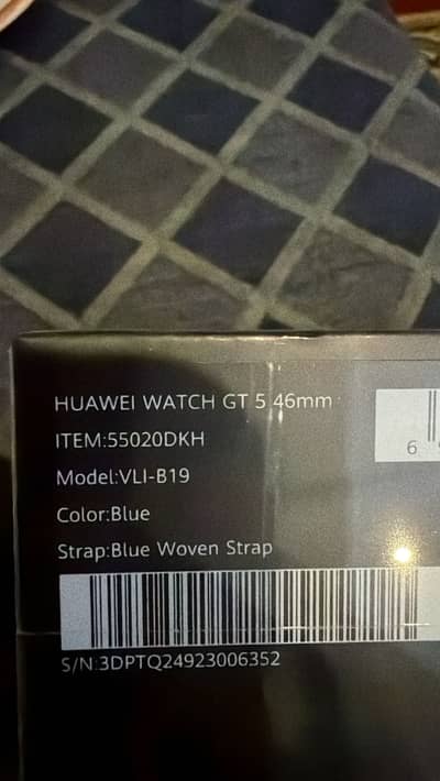 Huawei gt 5 46mm sealed box