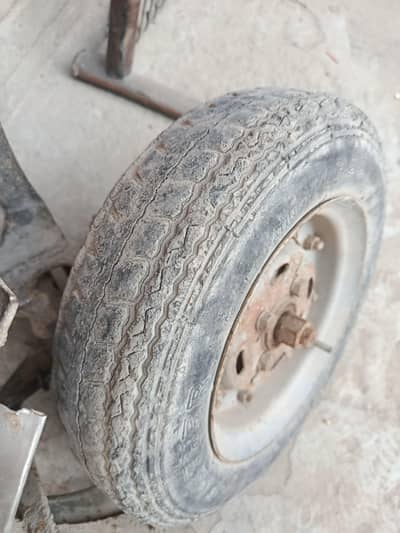 motorcycle side trail with complete rims