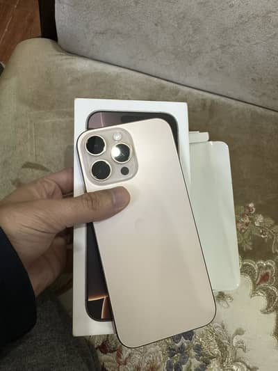 iPhone 16 pro max 256 factory unlock