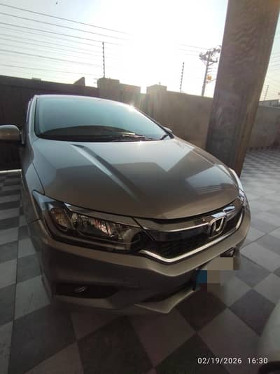 Honda city CVT Aspire full option