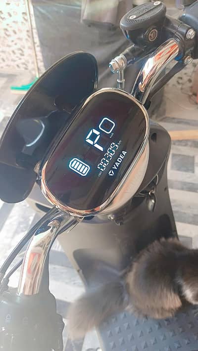 Yadea Scooty 03125968501
