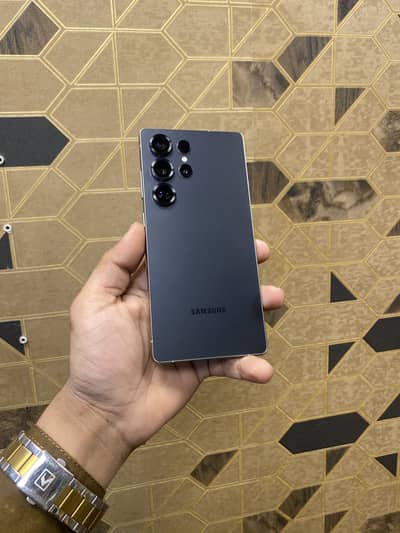 Samsung S25 Ultra 12/256GB Storage Brand NEW Fhone