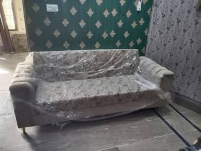 new sofa cam bed new hain istamal nahi kiya