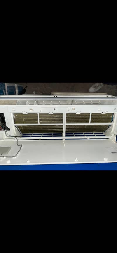 Haier 1.5 ton inverter urgent sale