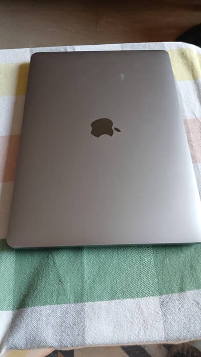 Macbook M1 16/256Gb 2020