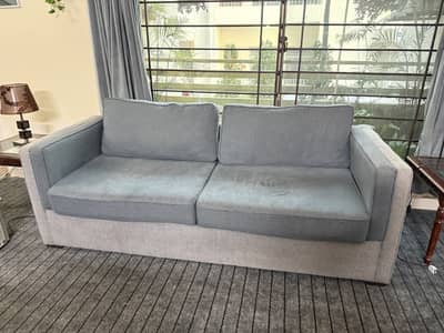 Modern 2-Seater Sofa – Elegant Grey Fabric