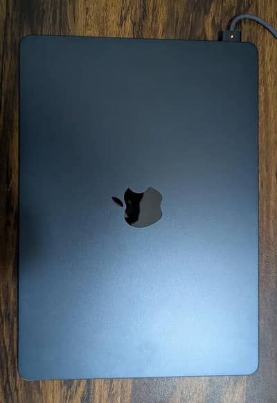 Macbook air M2 iCloud locked