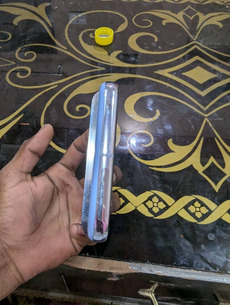 Google pixel 8 pro 3