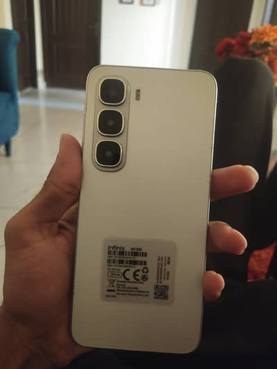 INFINIX HOT 60i 6/128 jb 10/10 condition