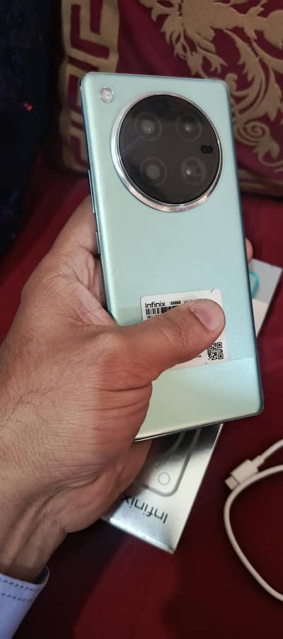 INFINIX ZERO 40 Only 20 days use