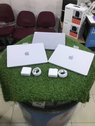 MacBook Pro M4 pro 14inch 24/512