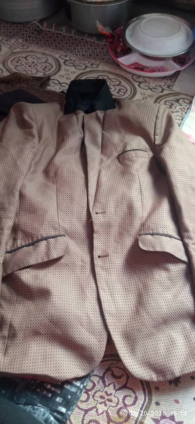 Coat sale for menContact number 03102175883