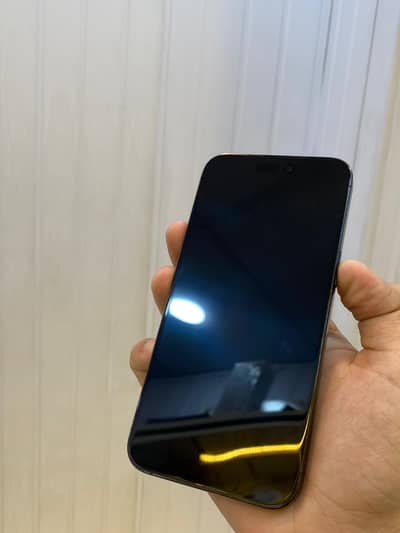 I phone 15 pro max jv