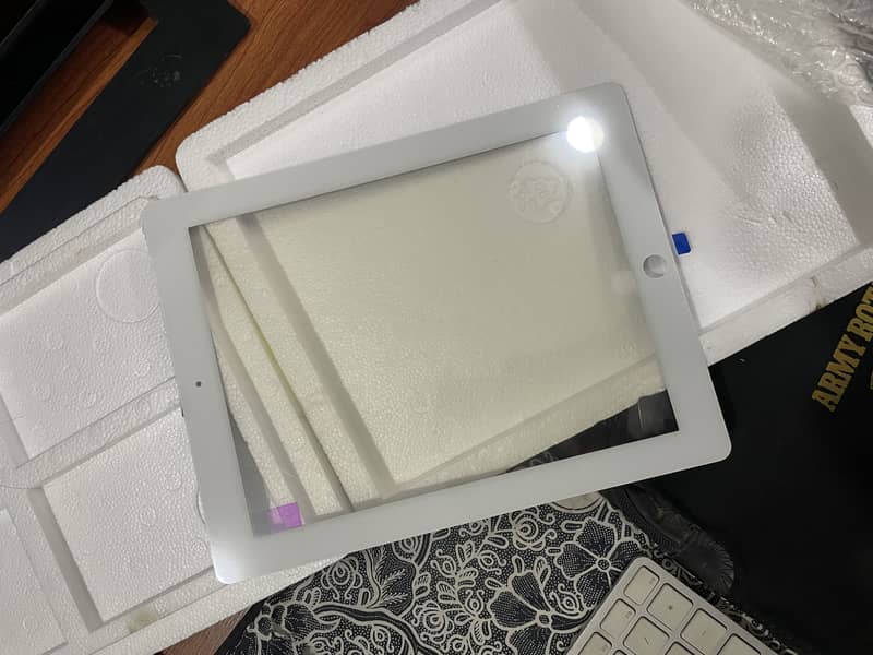 IPad 2 screen panel model MC979LL/A 5