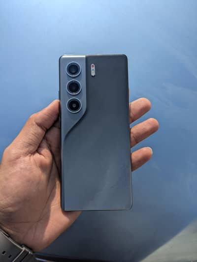 Techno Camon 40 pro