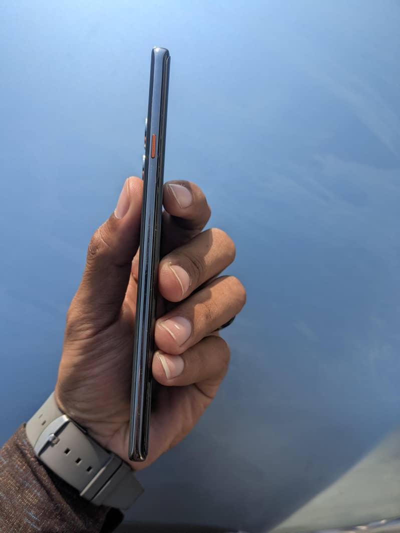 Techno Camon 40 pro 3