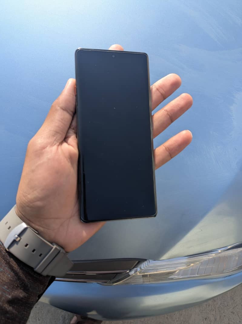 Techno Camon 40 pro 5
