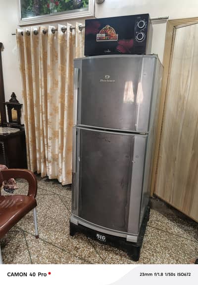 Dawlance fridge for sale
