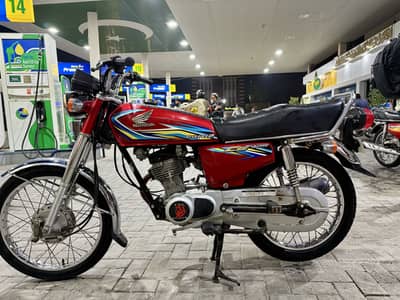 Honda CG 125 red color 2017/2018
