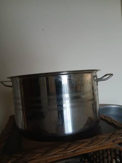 cooking  pots