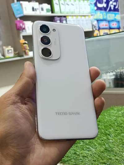 tecno spark 40 pro plus